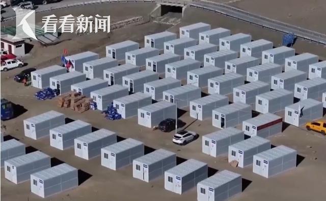 争春节前完成板房搭建 保群众温暖过冬瓦力娱乐棋牌西藏定日68级地震 力(图2)