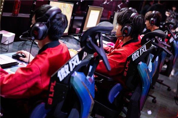 职业赛指定用椅 傲风G7凭啥这么火瓦力棋牌试玩明星直播同款 英雄联盟