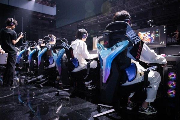 职业赛指定用椅 傲风G7凭啥这么火瓦力棋牌试玩明星直播同款 英雄联盟(图5)
